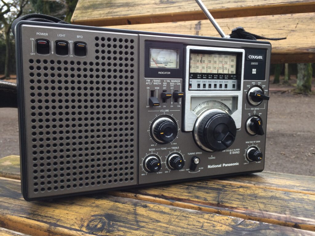 限定品】 ナショナルクーガー2200（RF-2200）BCLラジオ ラジオ・コンポ 