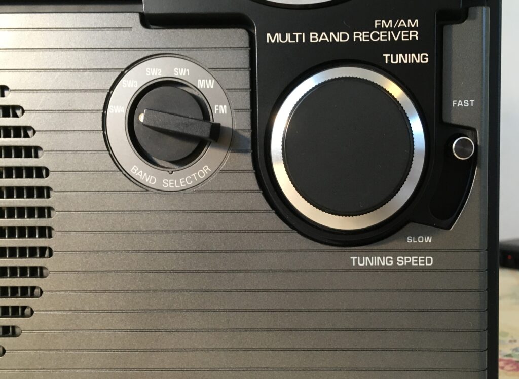 サンヨー RP8700 – 廉価ながら高機能なBCLラジオ | 【昭和レトロ