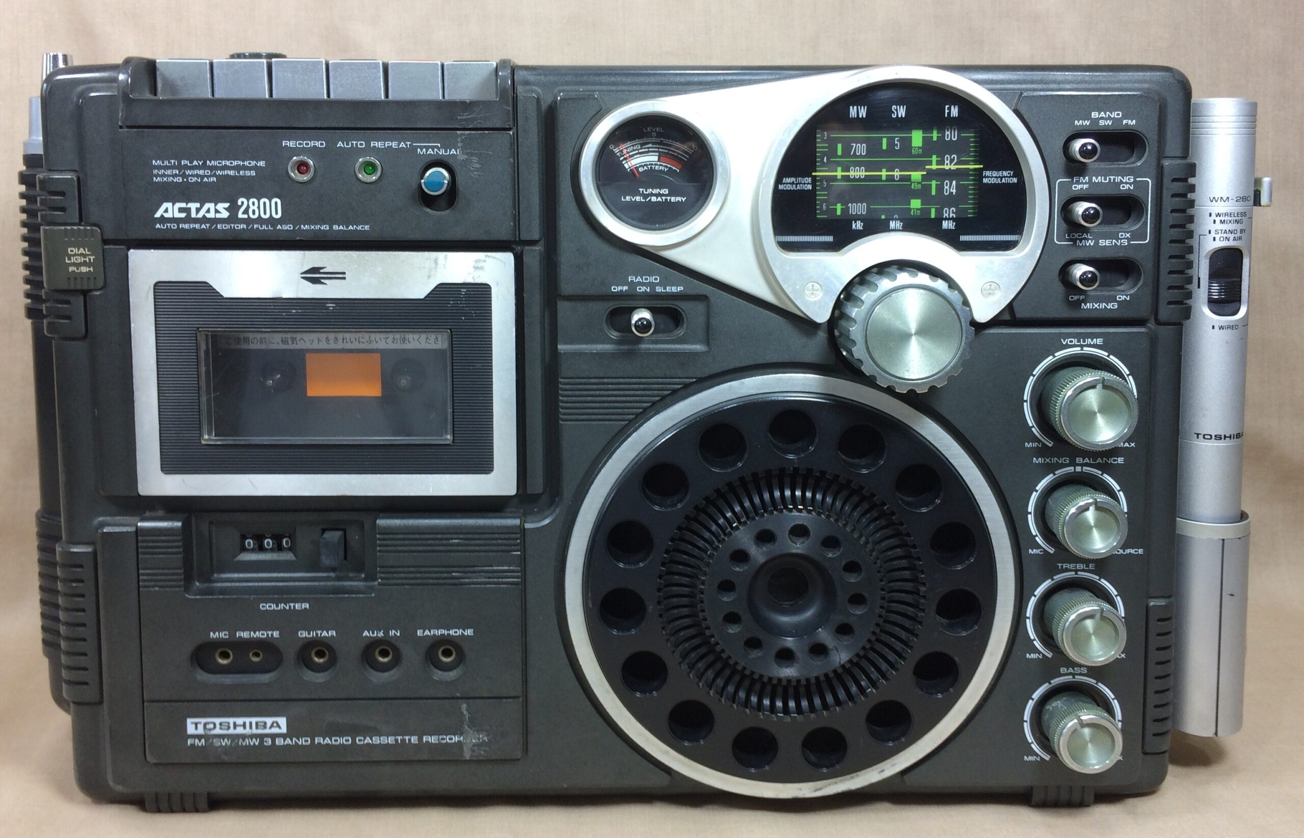 TOSHIBA RT-2800 アクタス・ラジオカセットレコーダー ラジカセ 東芝 RT-2800 – 生録ファンを狙い撃ち | 【昭和レトロ】ゴールデン昭和