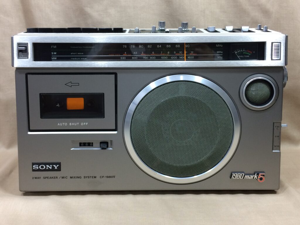 ソニー CF-1980mark5 – 少しハデになったシリーズ最終モデル | 【昭和