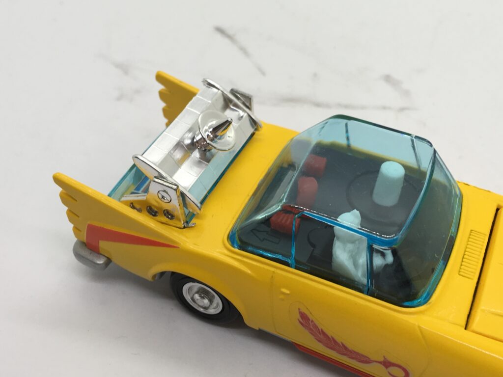 マッハコンドルの後部