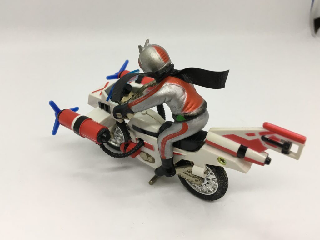 仮面ライダーX – ライダーシリーズきってのメカニカルさ | 【昭和