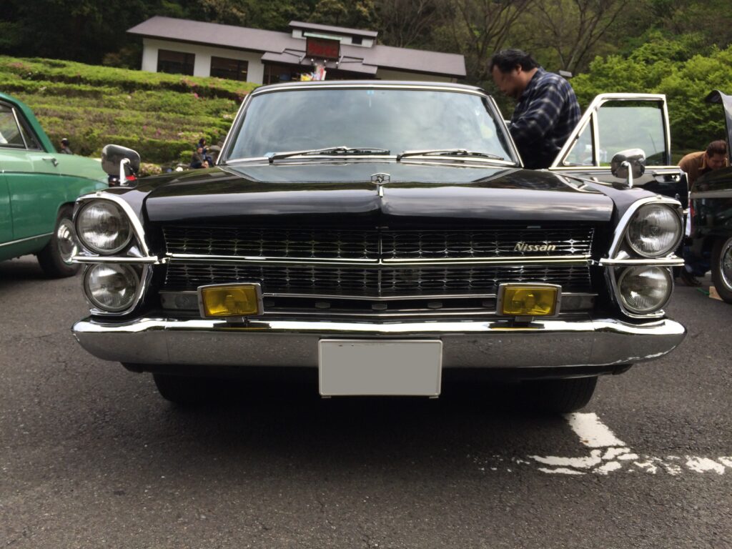 日産グロリア　スーパーデラックス