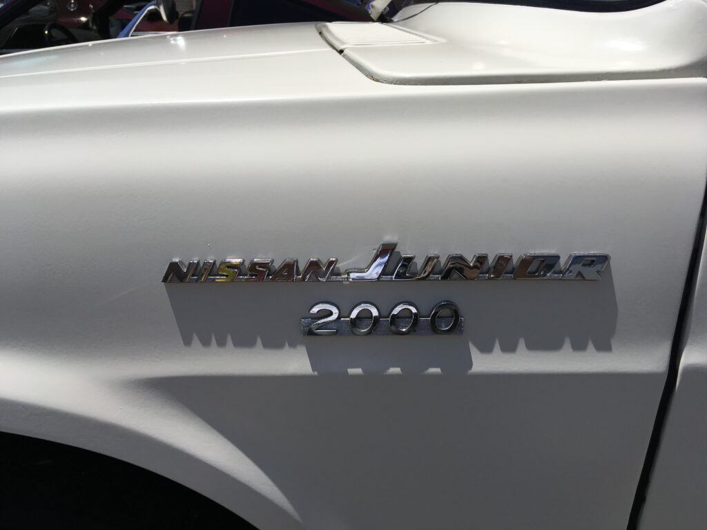 日産　ジュニアトラック