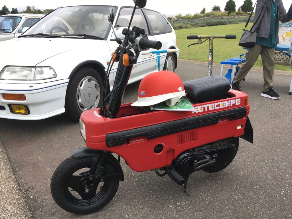 真っ赤なモトコンポ