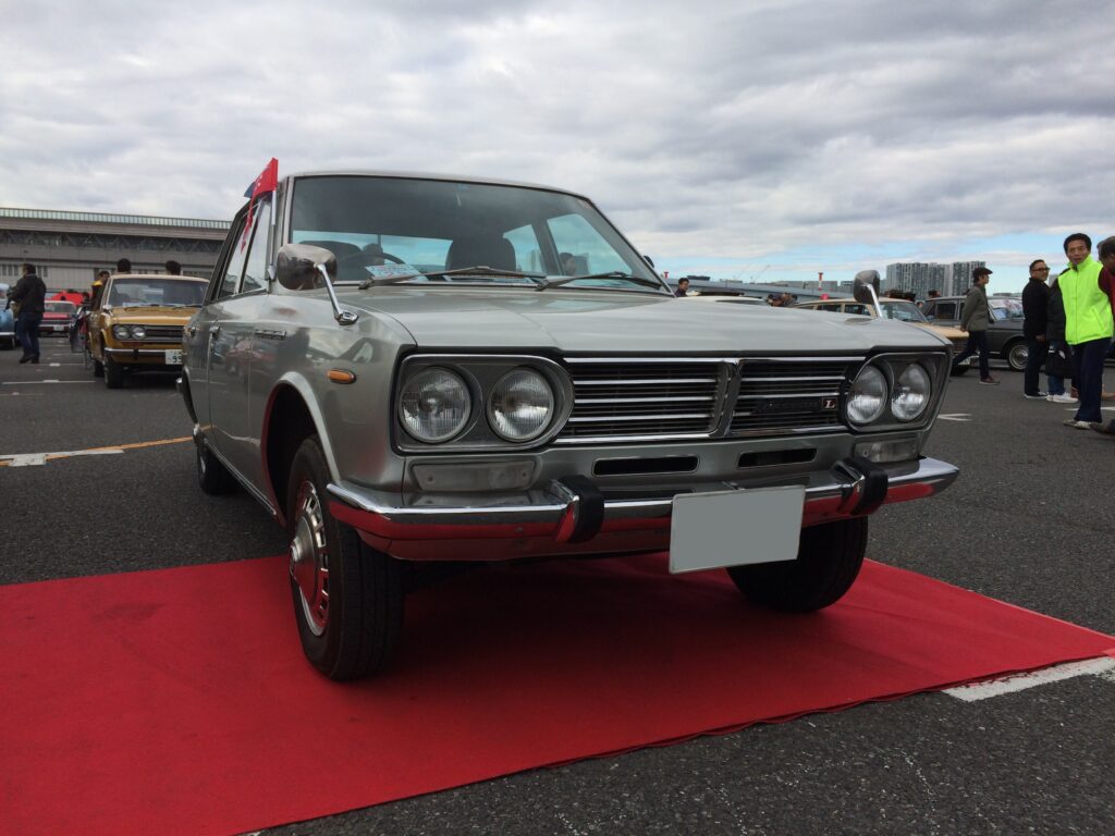 510ブルーバードとよく似ているセダン